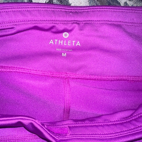 Athleta Pacesetter Crop Leggings - Picture 7 of 8